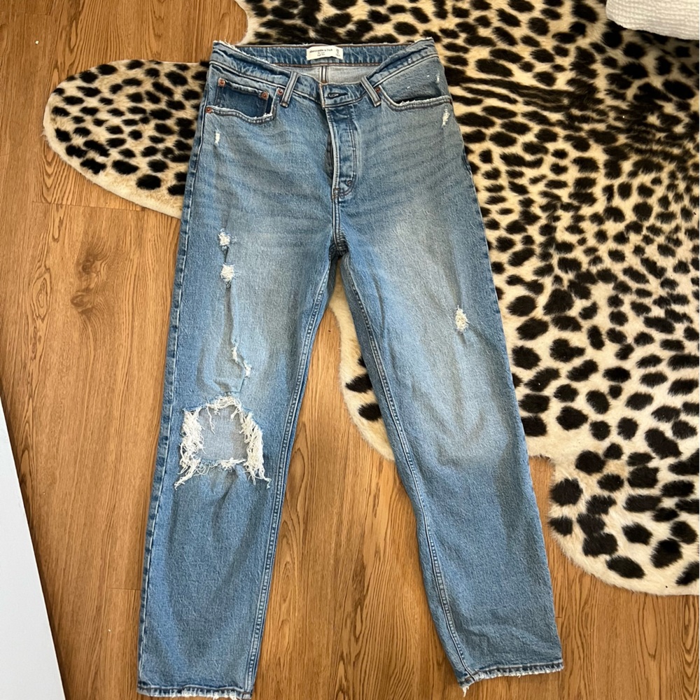 Abercrombie The Dad High Rise Destressed